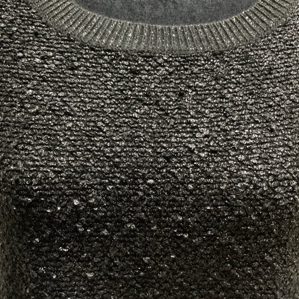 Sweater - Picture 4 of 4